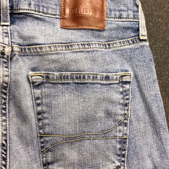 Men’s Hollister Jeans - Picture 4 of 4